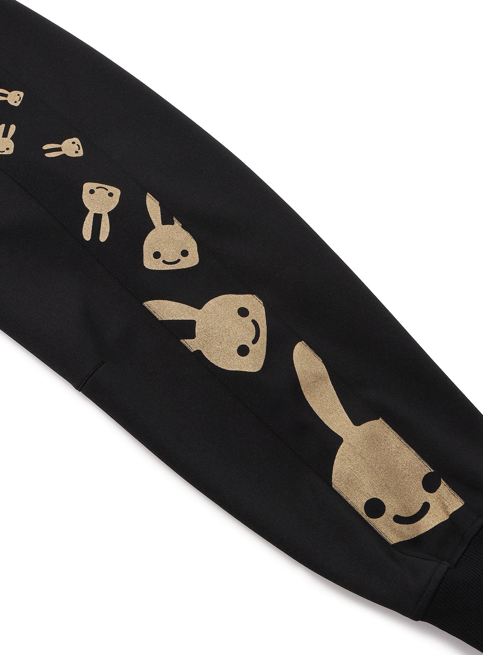 https://cunjpn-prod.store-image.jp/product/28THFHD03/28THFHD03_detail_02.jpg?ts=20221206153211