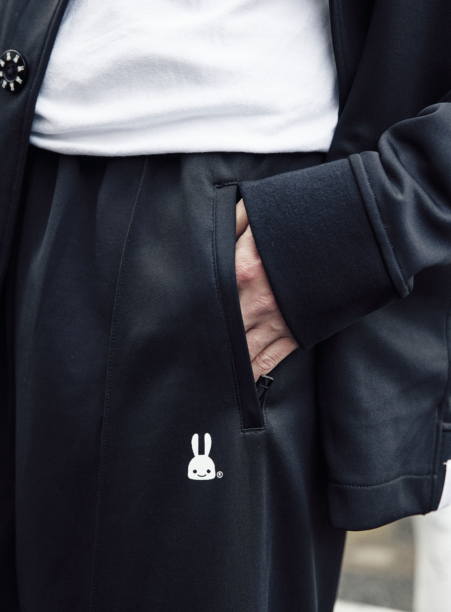https://cunjpn-prod.store-image.jp/product/ANIKT70/ANIKT70_detail_10.jpg?ts=20241208175257
