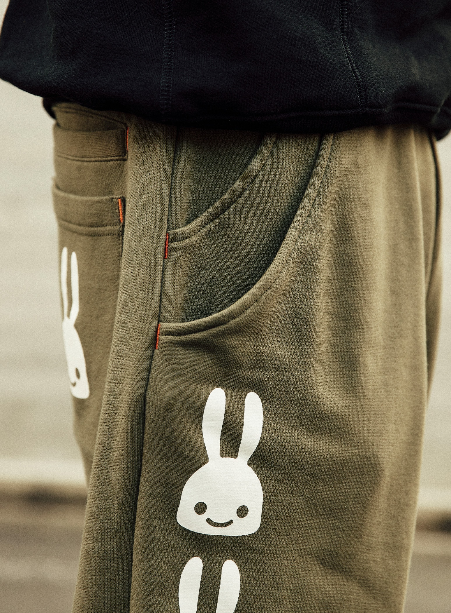 https://cunjpn-prod.store-image.jp/product/BKGHD04/BKGHD04_detail_12.jpg?ts=20250306115829
