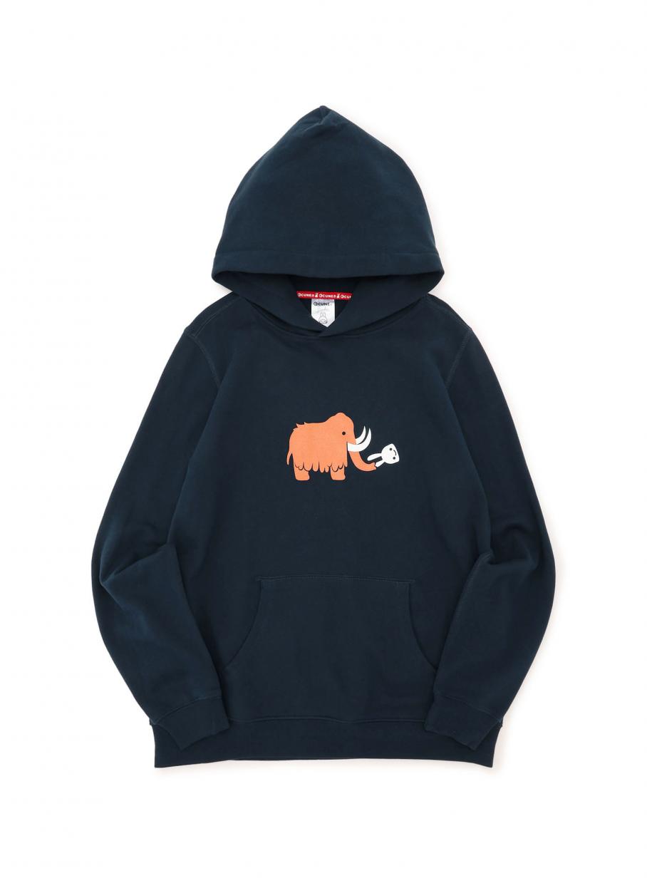 CBD024_main_908x1232