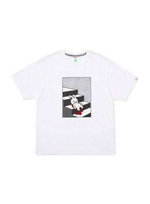 スタンド付きウサギカッティングボード｜ウサギがいる｜CUNE ONLINE STORE