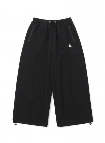 スポーツワイドスラックス